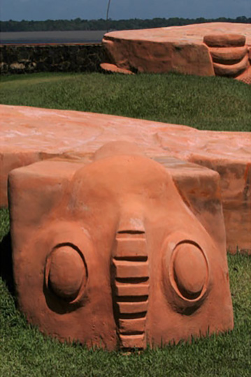 Denise Milan - U Ura Muta Uê, Casa das Onzes Janelas, Belém do Pará, 2004